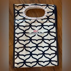 Vineyard Vines Navy and White Whale Tail Patterned Lunchbox